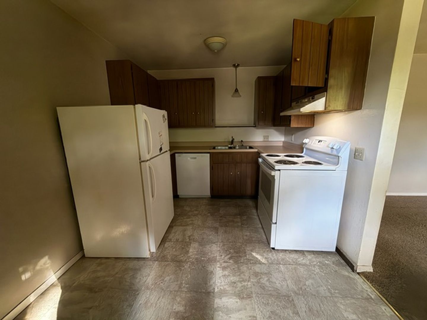 719 Sycamore St unit 110 – photo 4