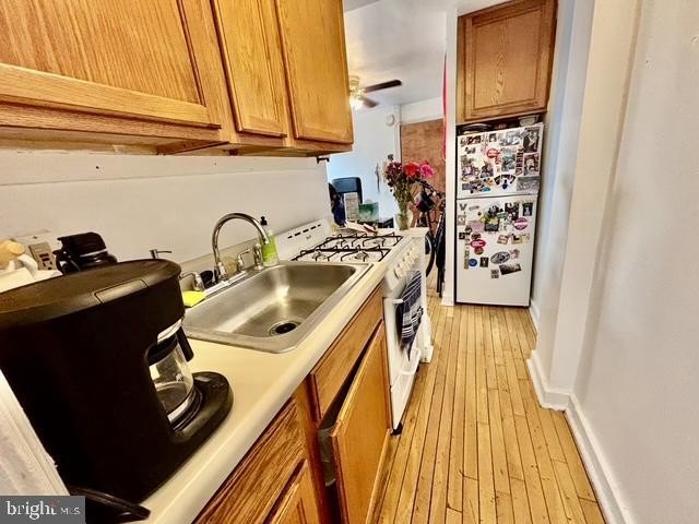 1930 Bainbridge St #1R – photo 2