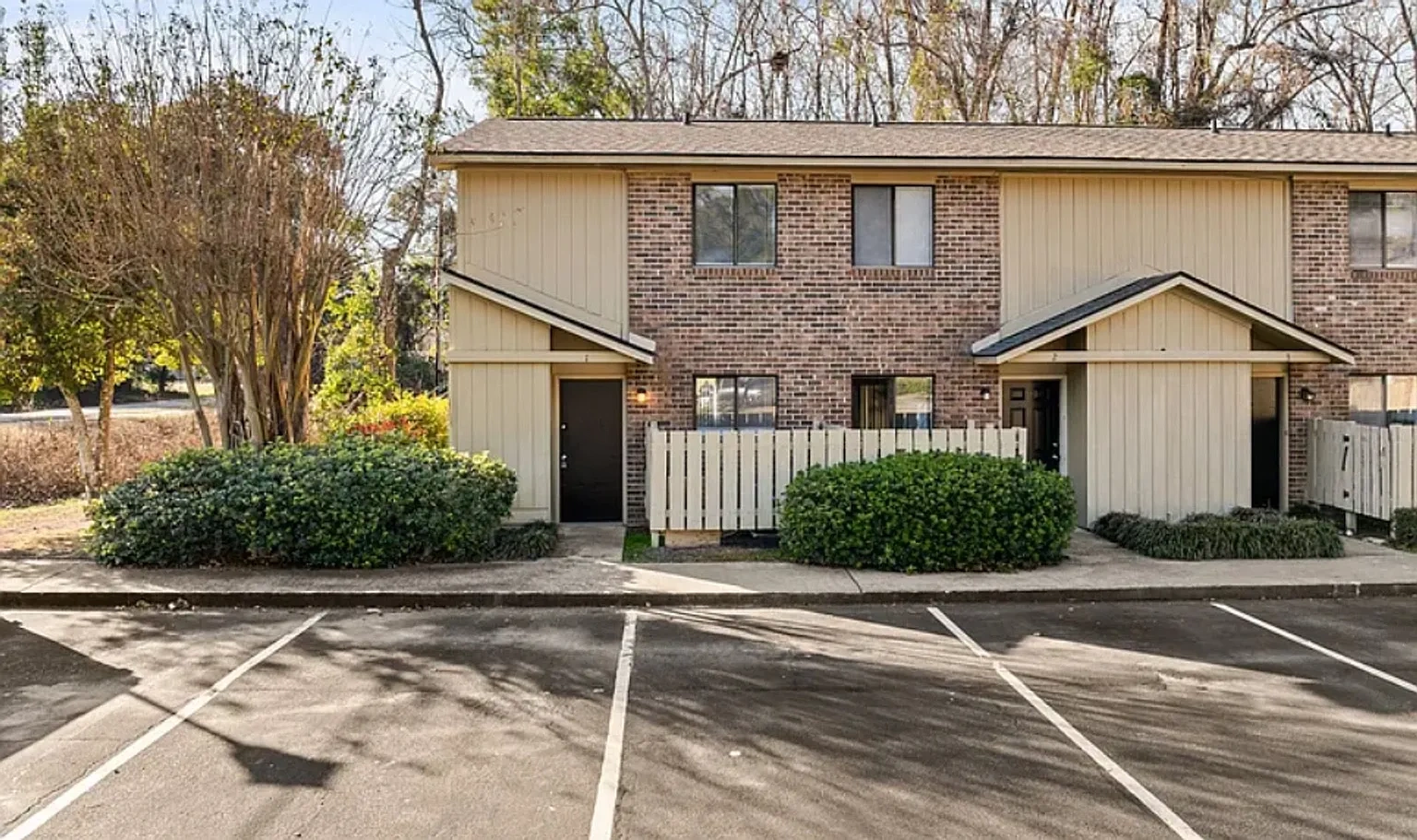 Dogwood Apartments – photo 2
