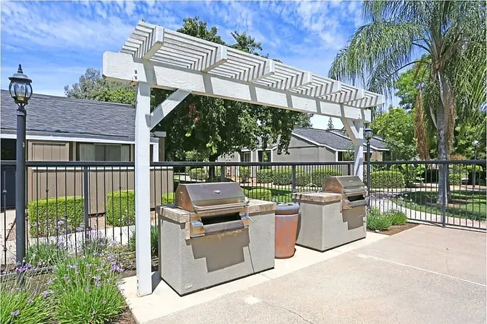 Villaggio Homes – photo 3