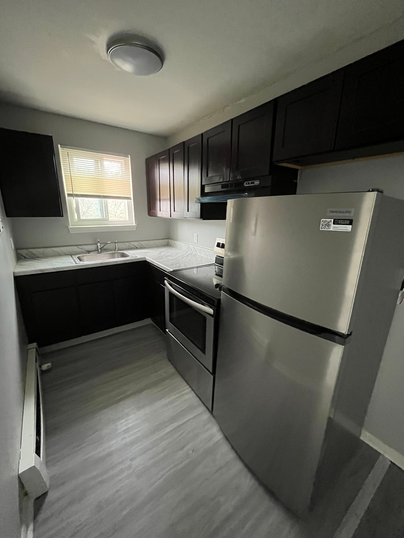 69 Ward Pl unit C03 – photo 3