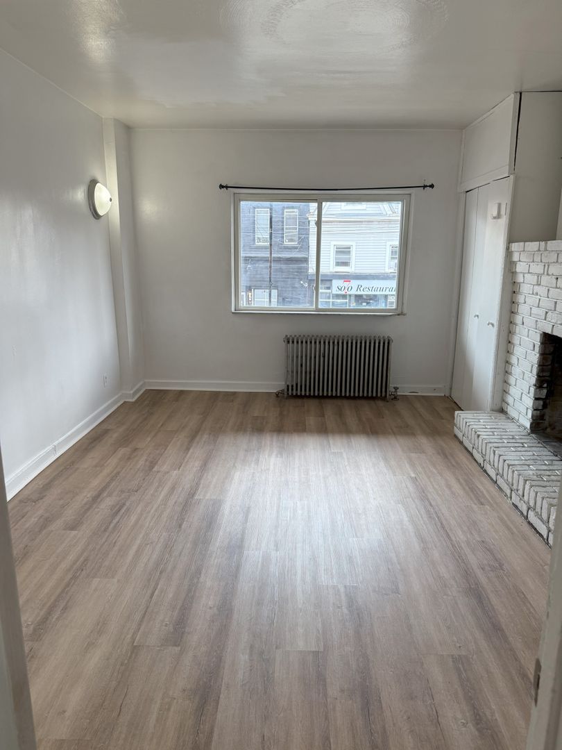 417 Semple St unit 1 – photo 3