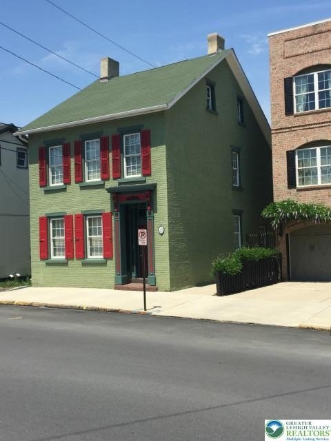 21 E North St #2ND – photo 1