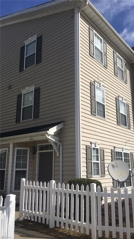 604 Teton Cir – photo 1