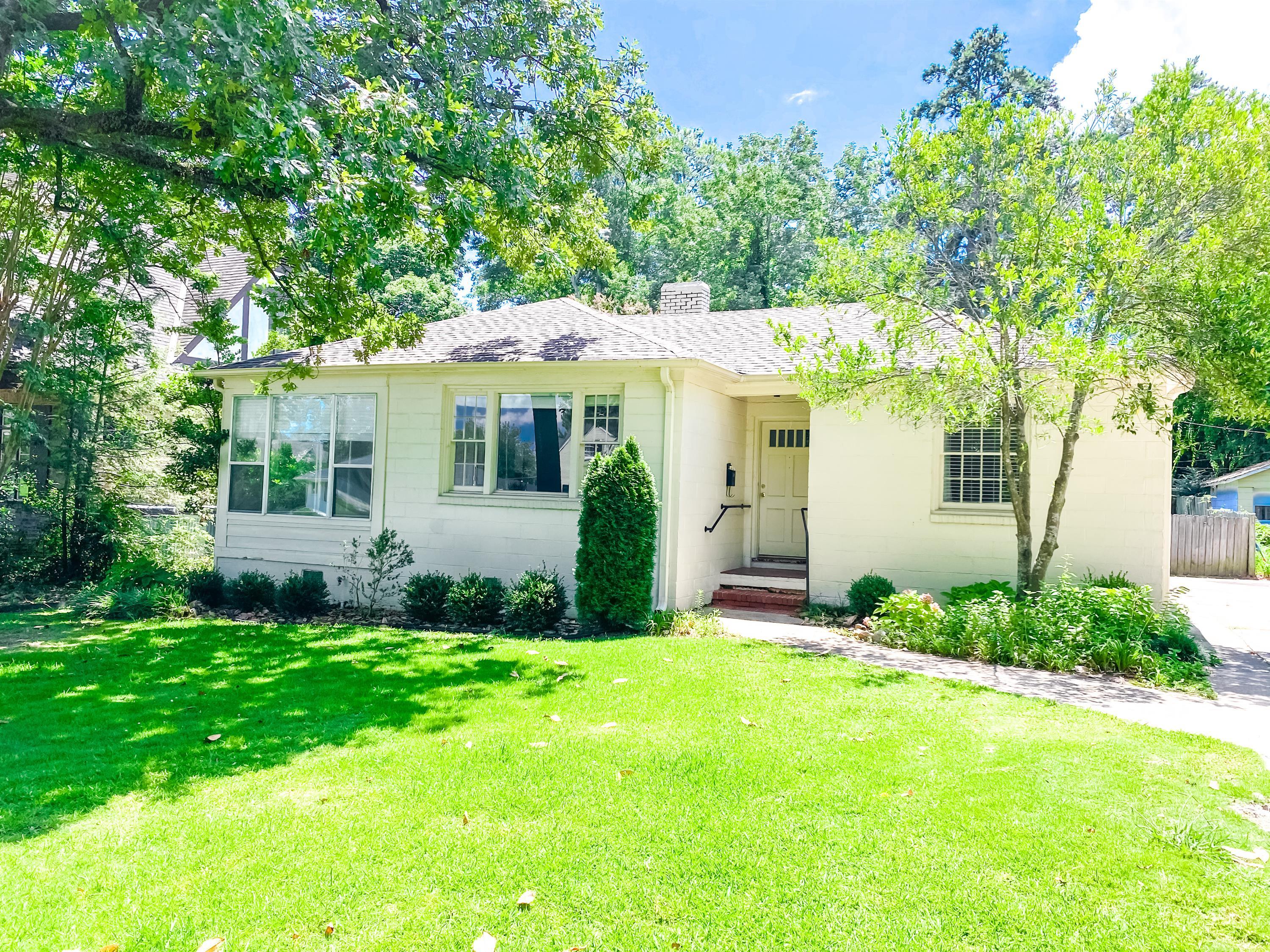 218 Malaga Ave – photo 1