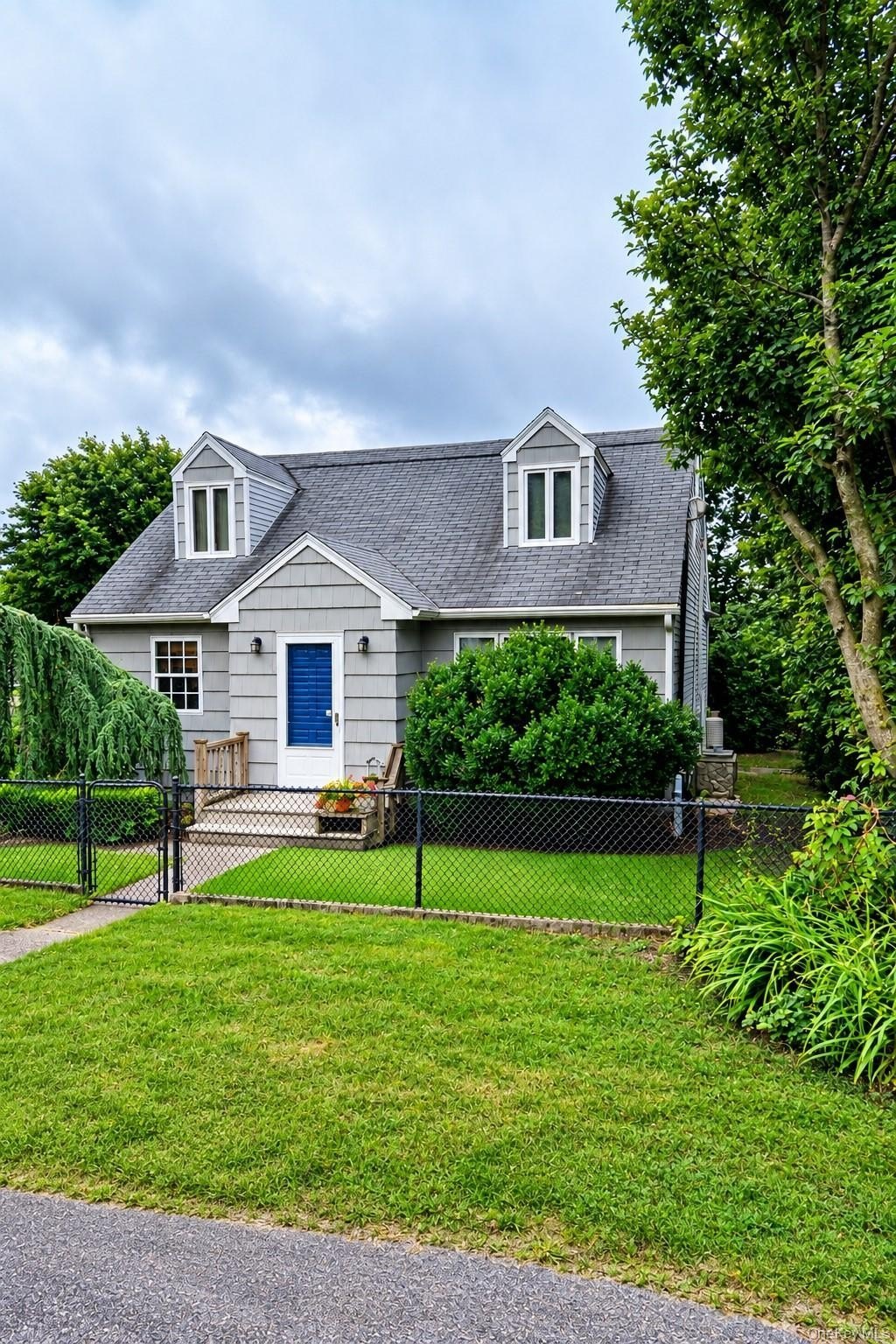 48 Rosemont Ave – photo 1