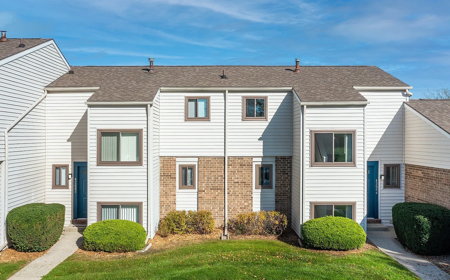 Waters Landing Apartments – photo 1