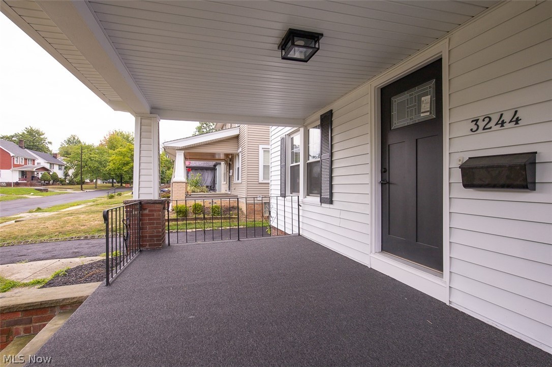 3244 Redwood Rd – photo 2