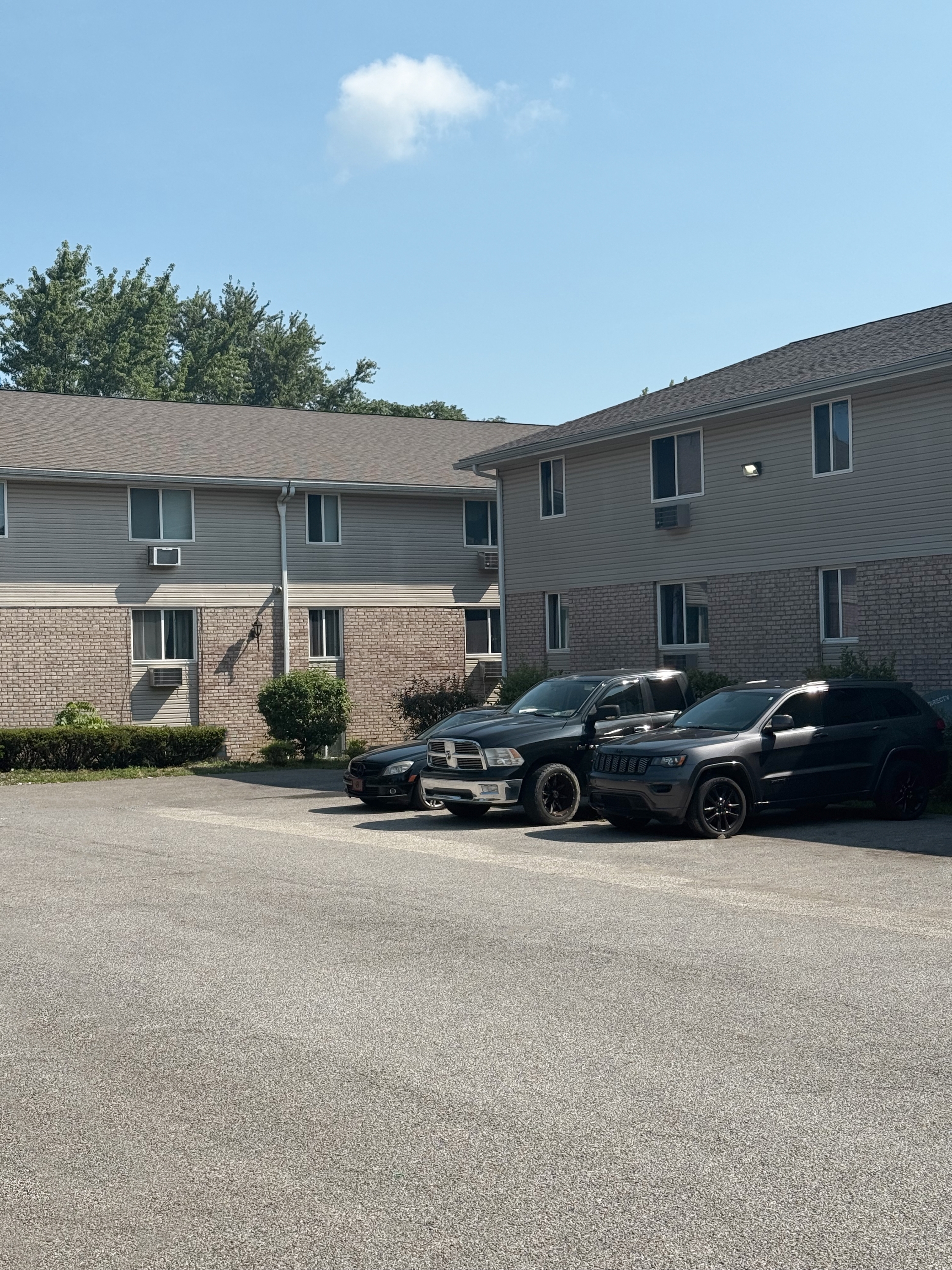 834 E Midlothian Blvd unit 7 – photo 2