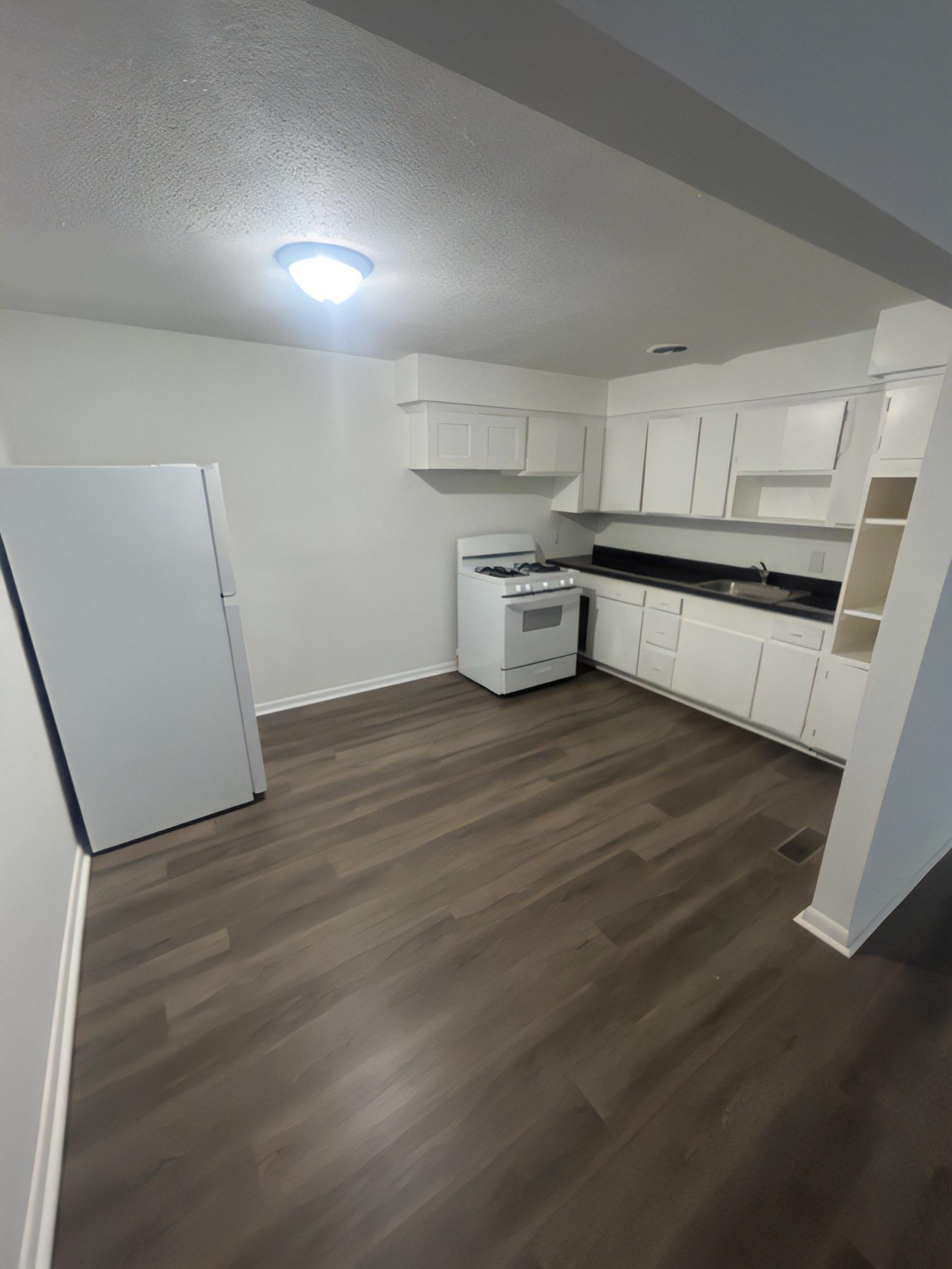 33170 Aurora Rd unit 7 – photo 2