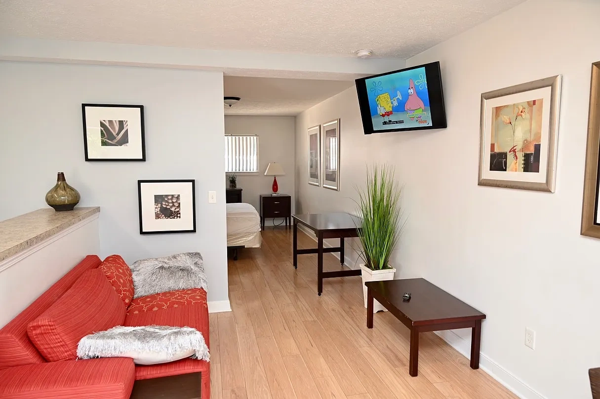 Woodworth Park Apartment – photo 3