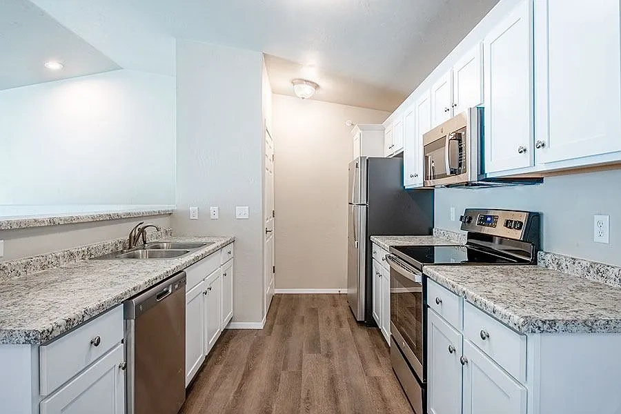 PRAIRIE VIEW ESTATES – photo 2
