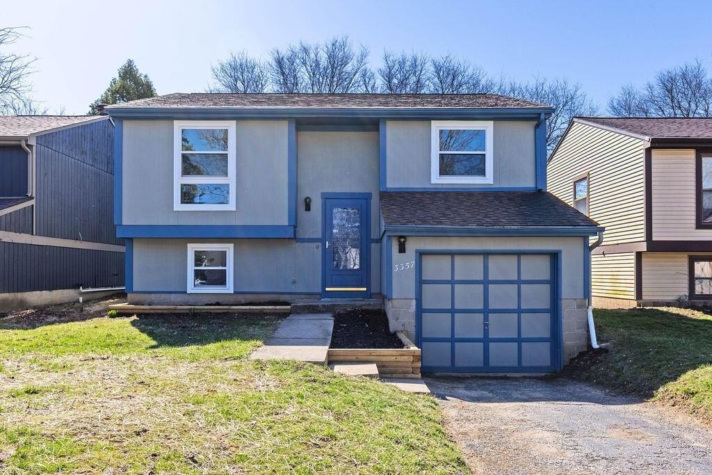 3357 Chetwood Pl – photo 1