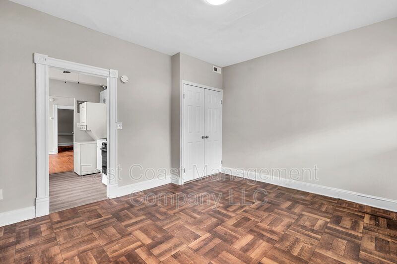 4008 Primrose Ave unit 1A – photo 4