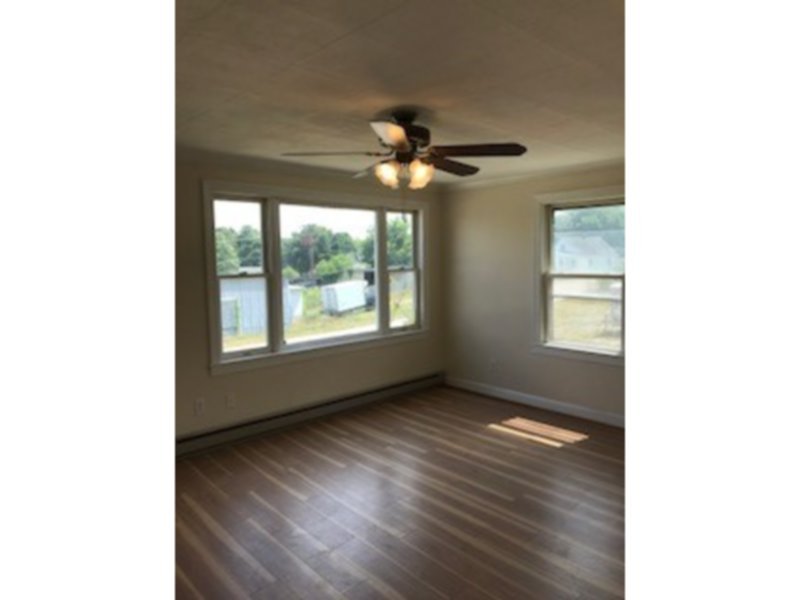 315 Williams St – photo 3