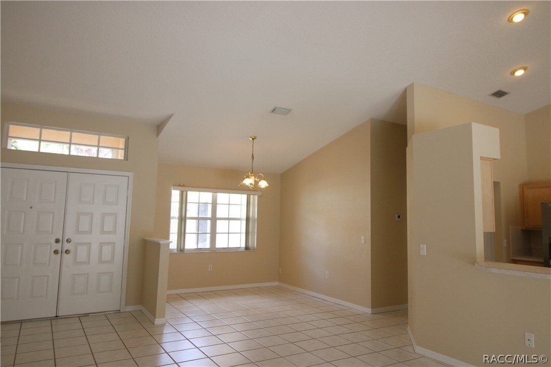 2864 N Churchill Way – photo 4