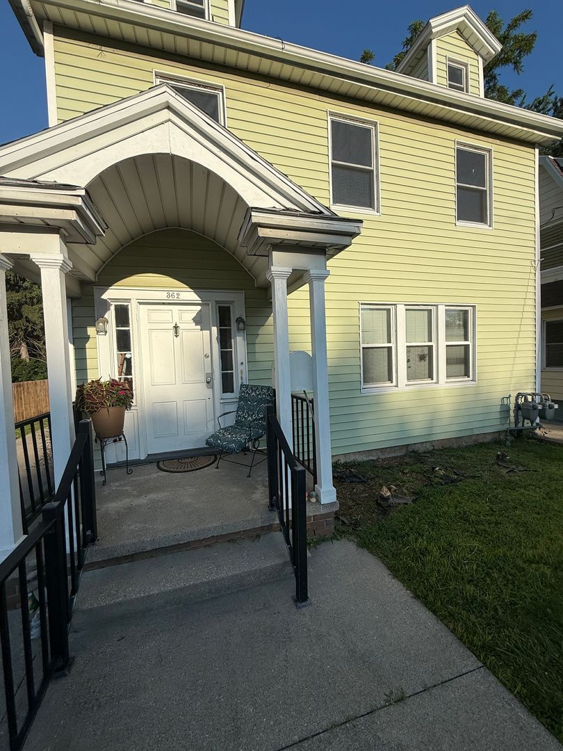 362 Van Buren Ave unit 2 – photo 1