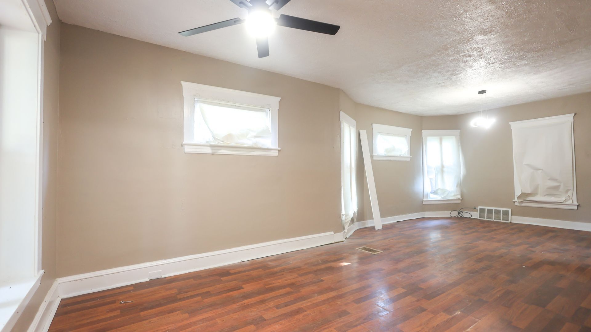 3643 W 39th St – photo 4