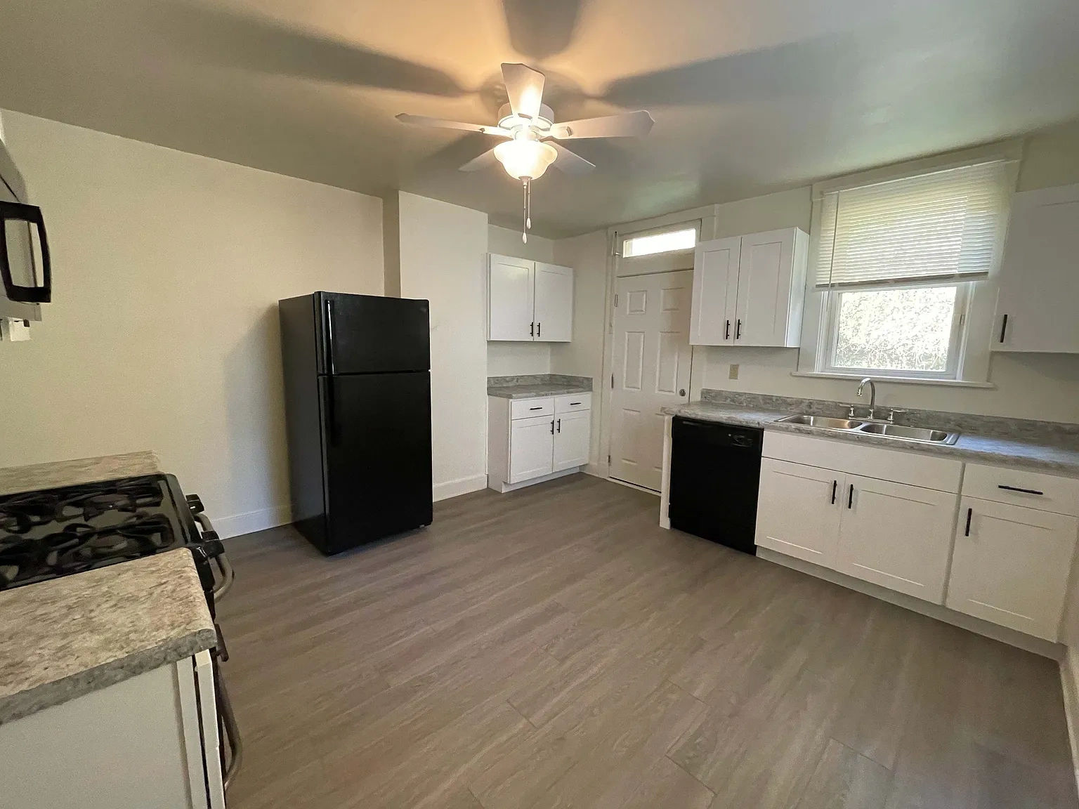 Pipestone Properties – photo 2