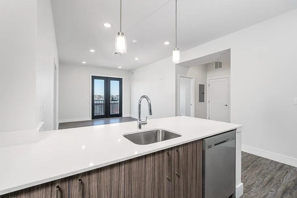 16 Laurel St – photo 5