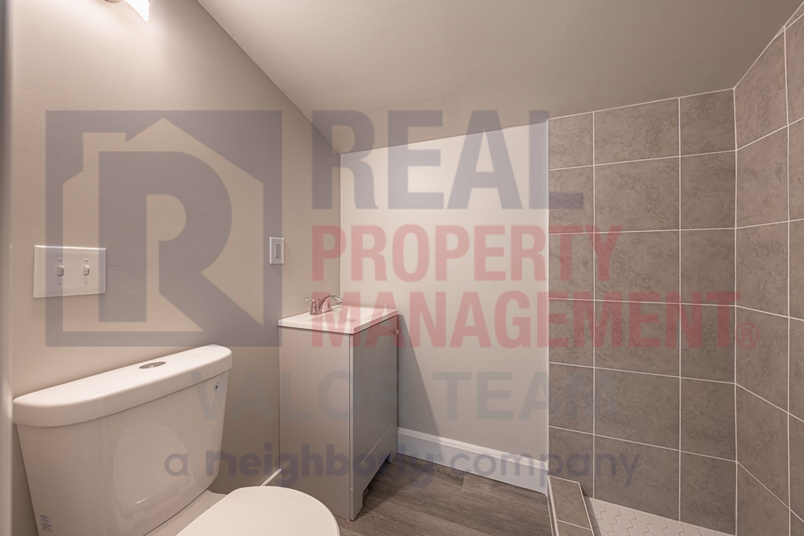 1930 Coltman Rd unit Unit #4 – photo 4
