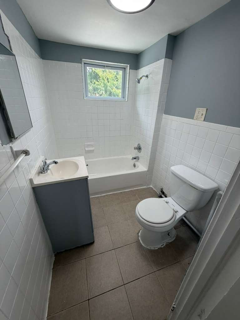 179 Isabella Ave unit Unit 3 – photo 3