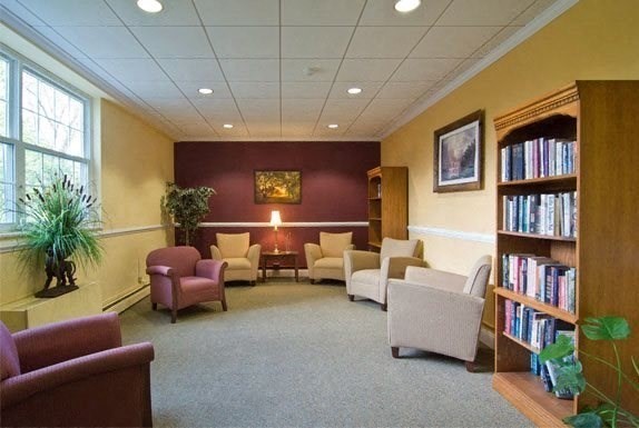 40R Highland Ave unit 1 – photo 3