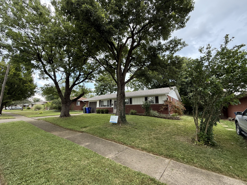 5756 Kendon St – photo 2