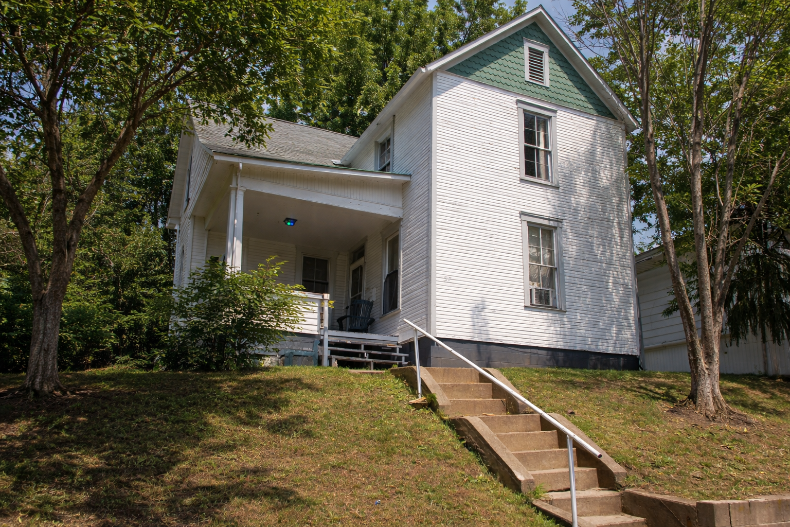57 Franklin Ave unit B – photo 4