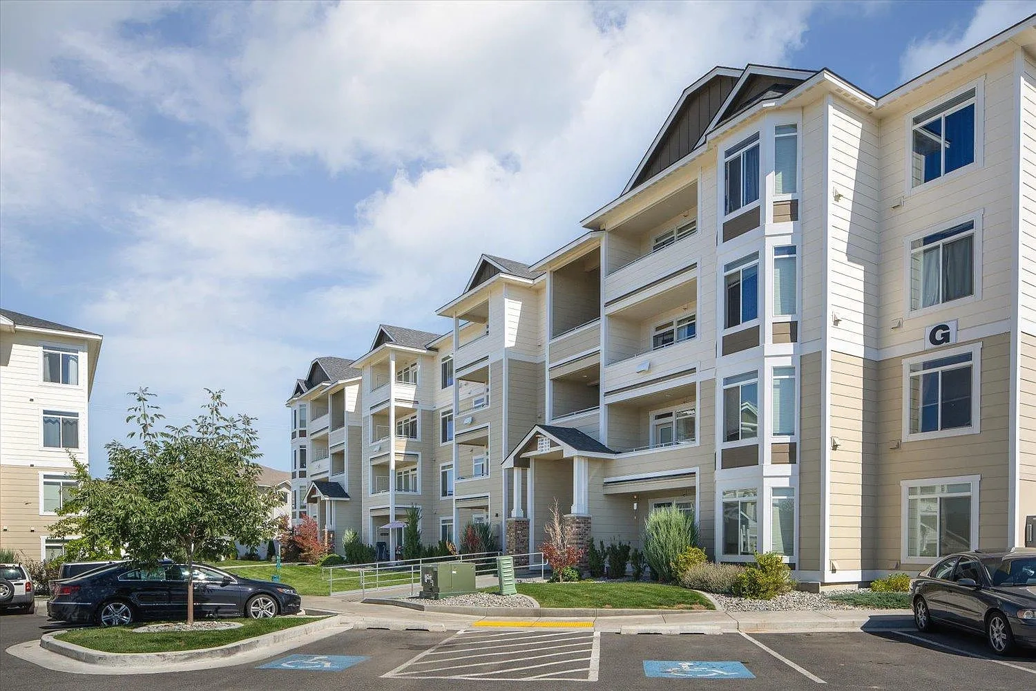 Hilby Station Apartments – photo 5