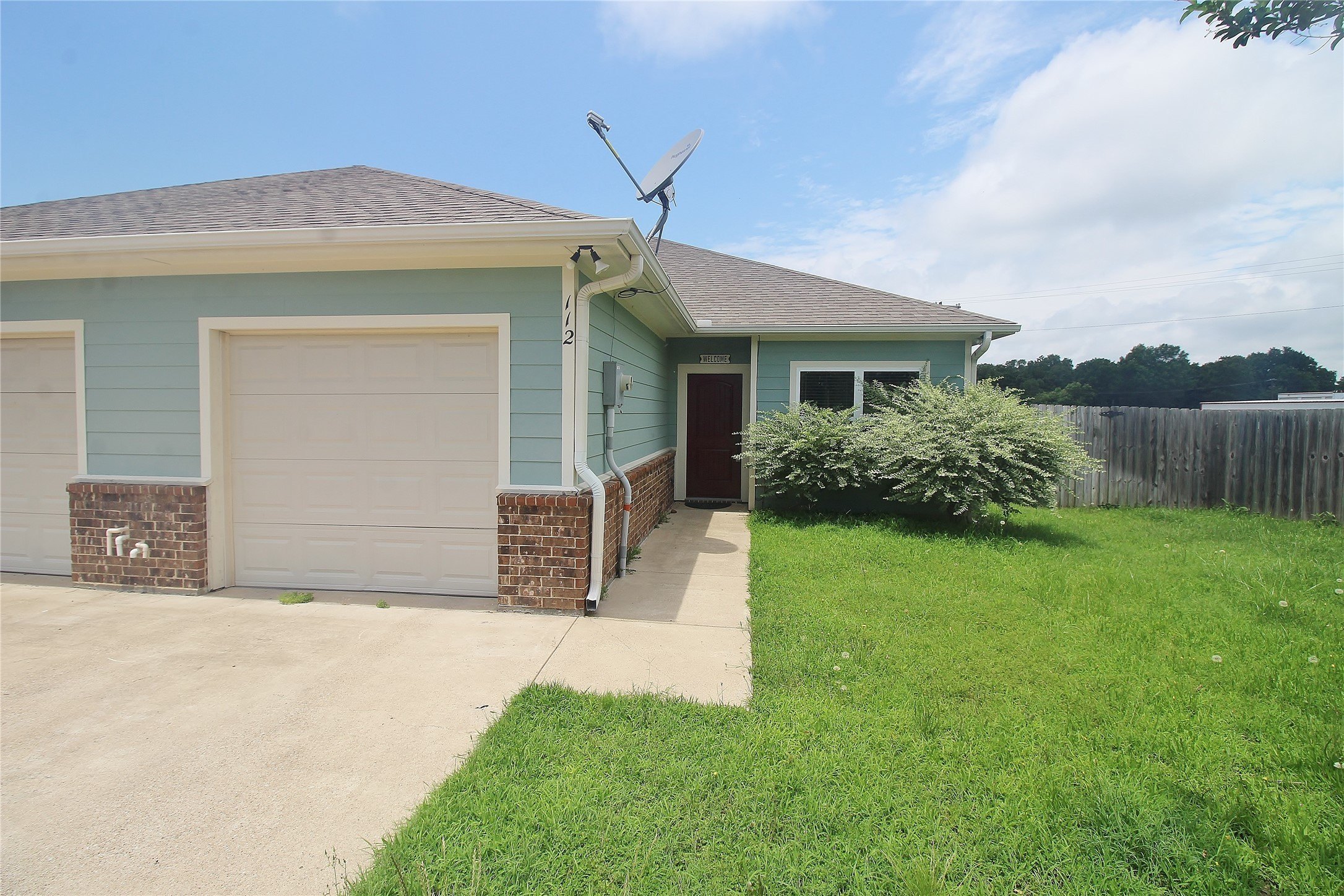112 Bridle Ct – photo 1