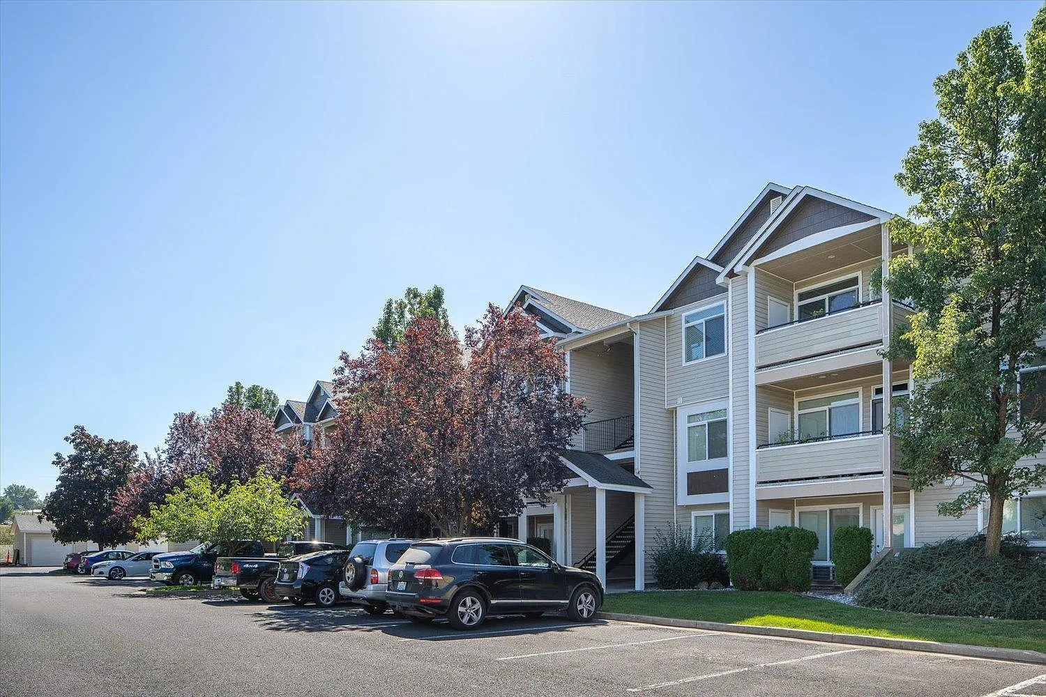 Hilby Station Apartments – photo 1