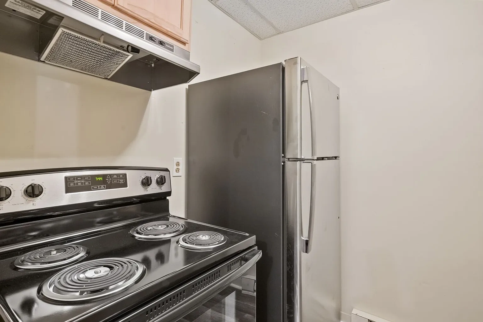 161 Hall Avenue – photo 2