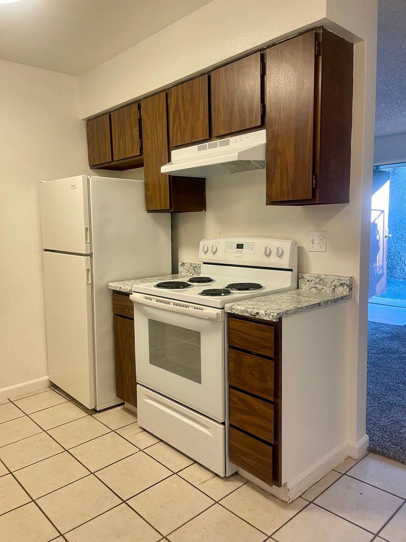 1843 Shasta St unit 01 – photo 3