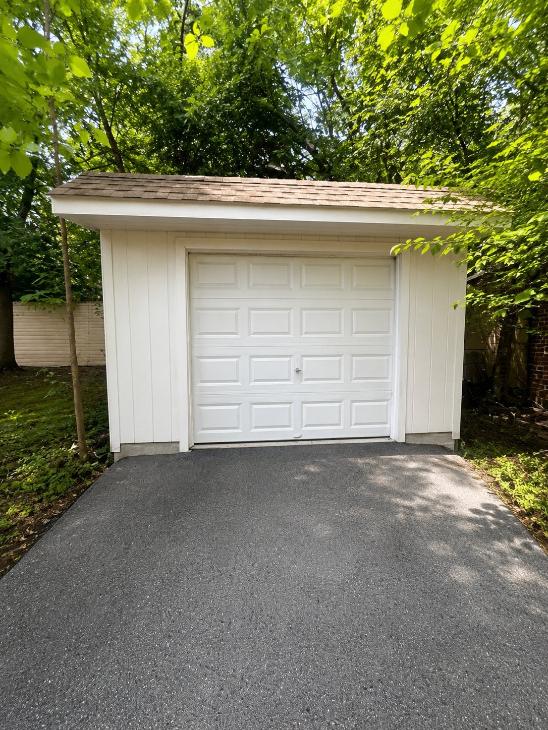 1462 Parkhill Rd – photo 4