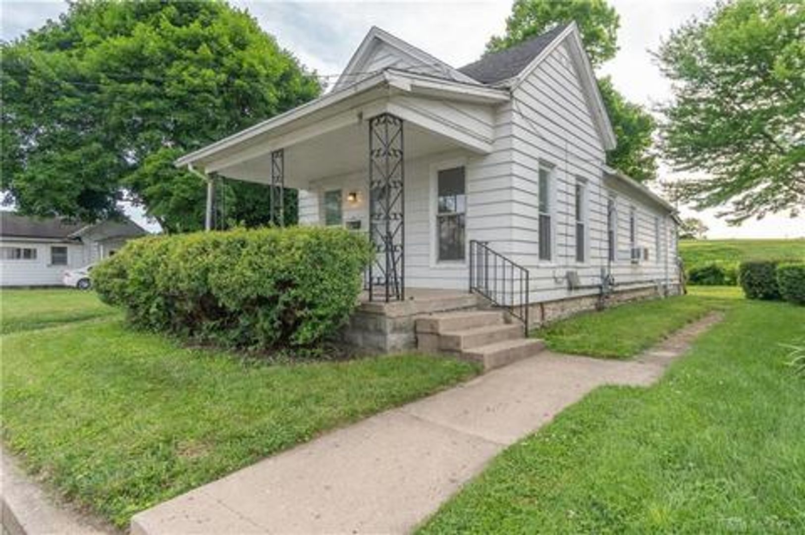 317 Cleveland St – photo 2