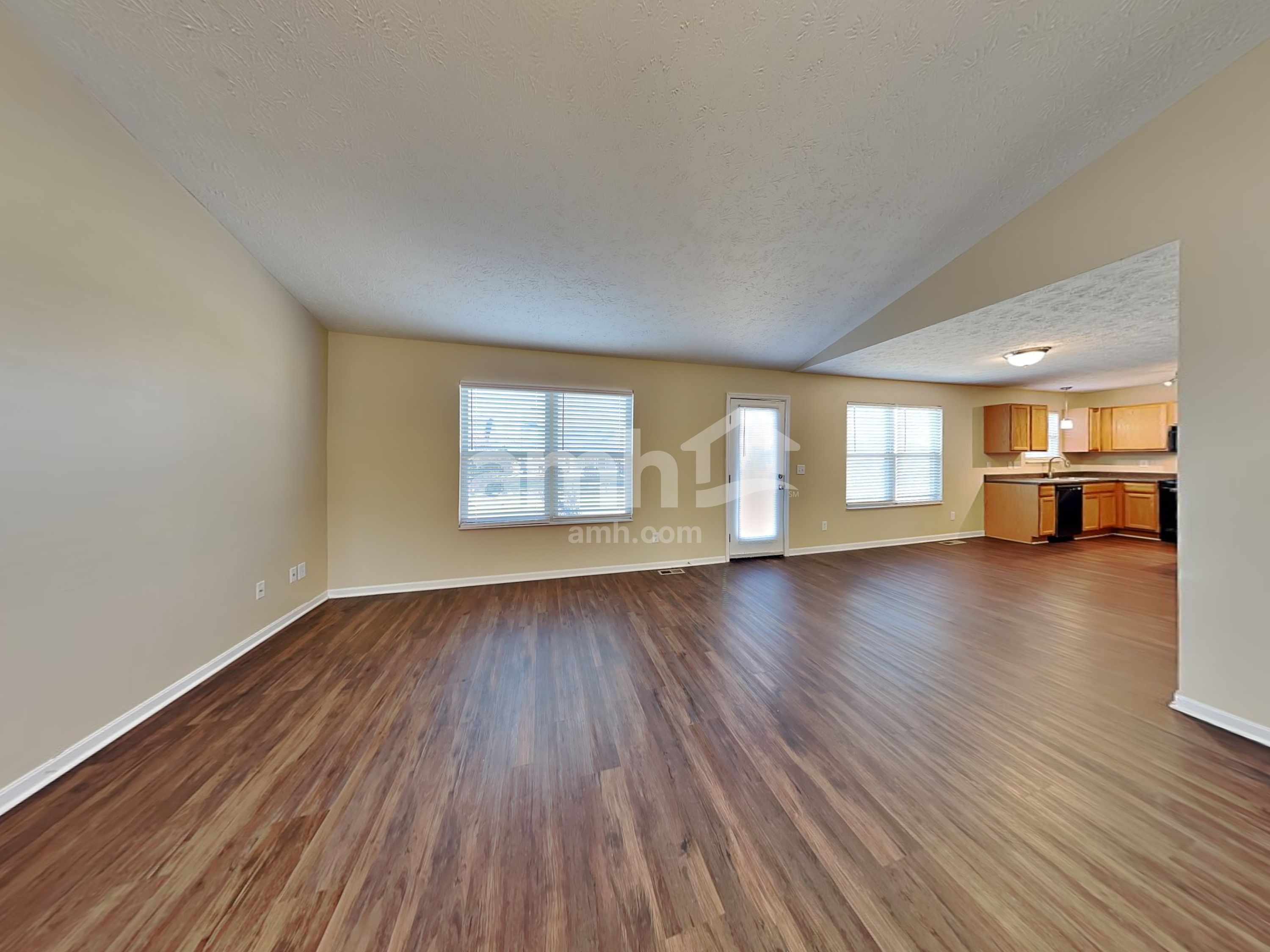 7451 Holyoke Cir – photo 5