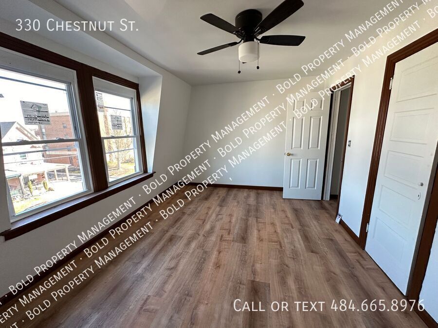 330 Chestnut St – photo 3