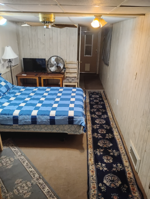 2063 S Coyote Ave unit #B – photo 3