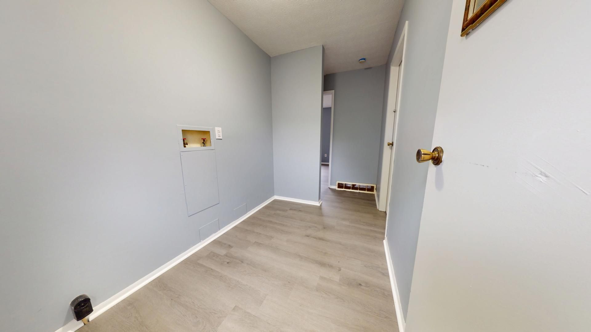 448 Broadview Ave unit 452 – photo 3
