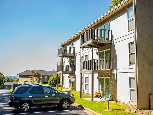2700 At Homewood Apartments – photo 2