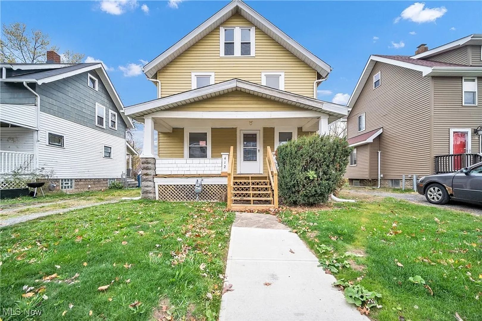 412 W 28th St – photo 1