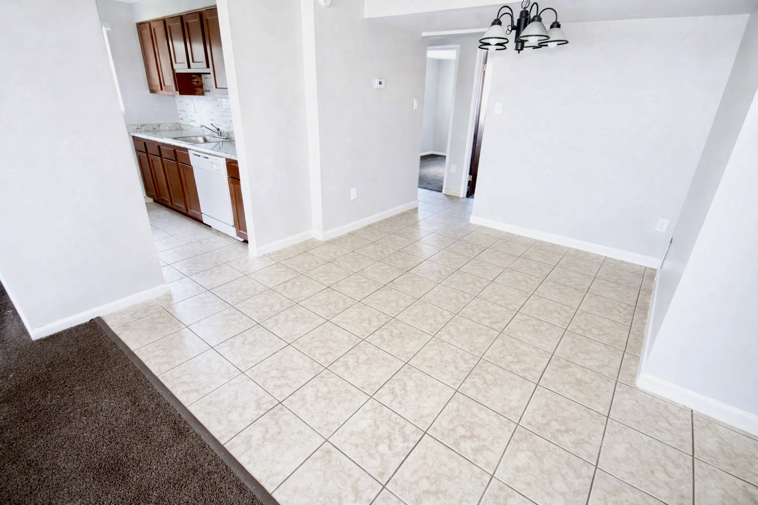 140 W Walnut St unit 935 – photo 3