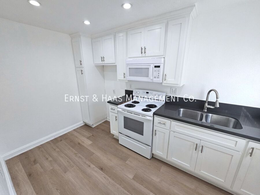 1527 Junipero Ave – photo 5