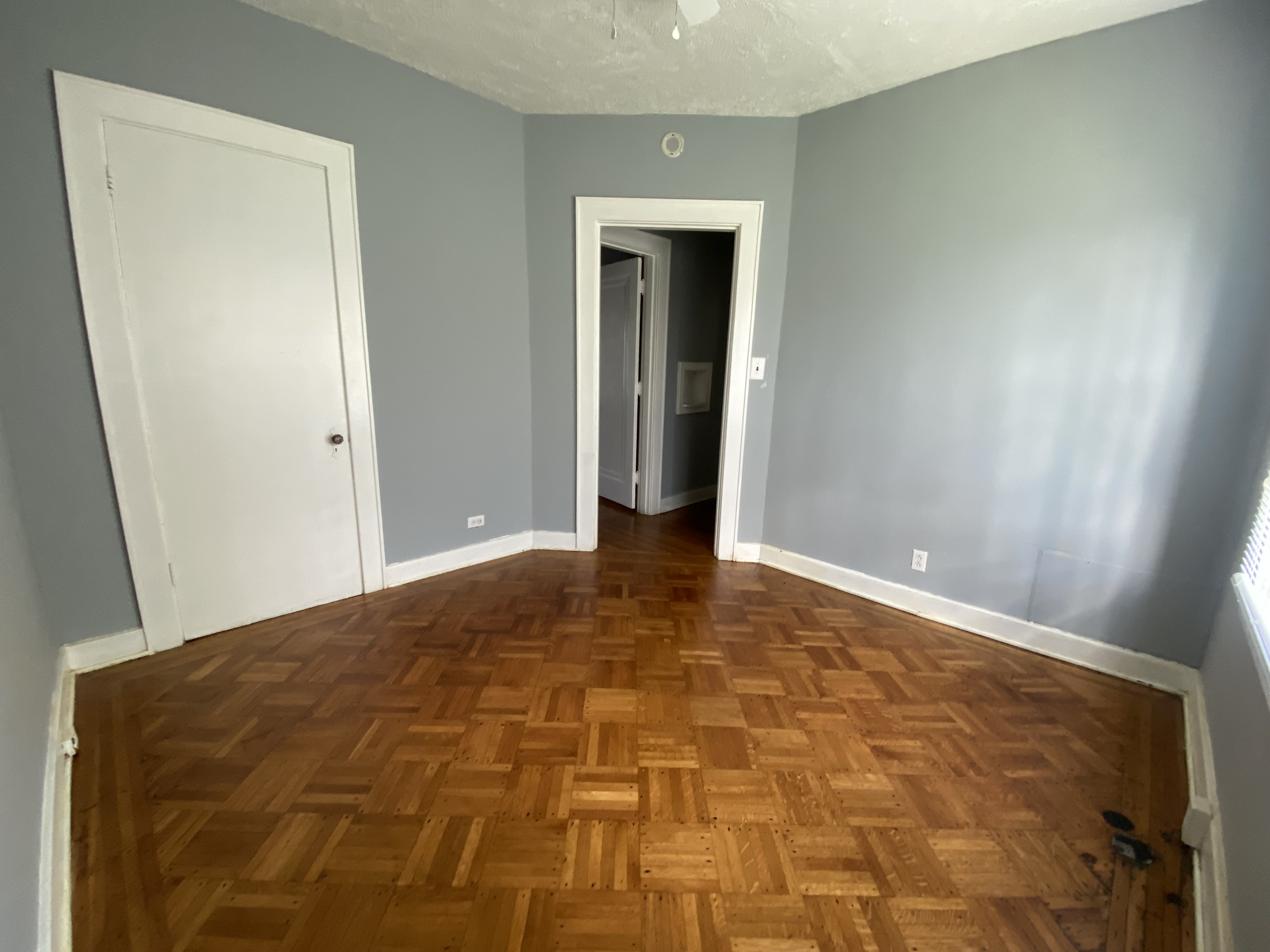 305 W Whitney Ave – photo 5