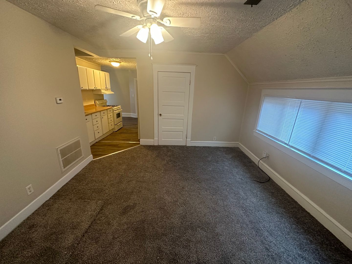 701 S Center St unit #2 – photo 5