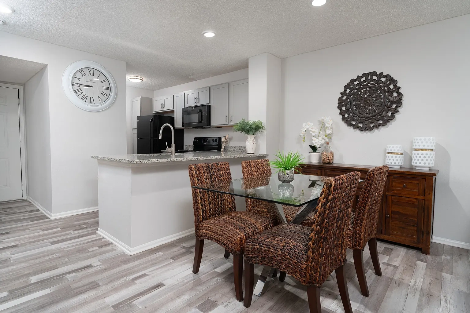 Britton Woods Apartments – photo 4