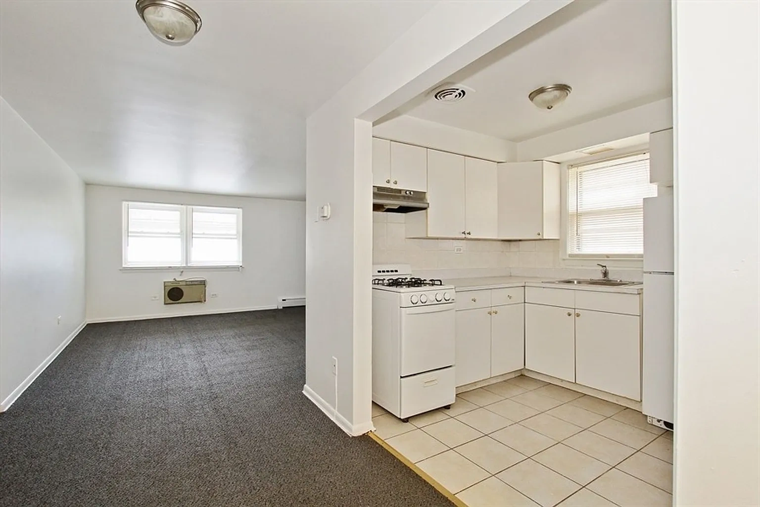 6743 S Oglesby – photo 5