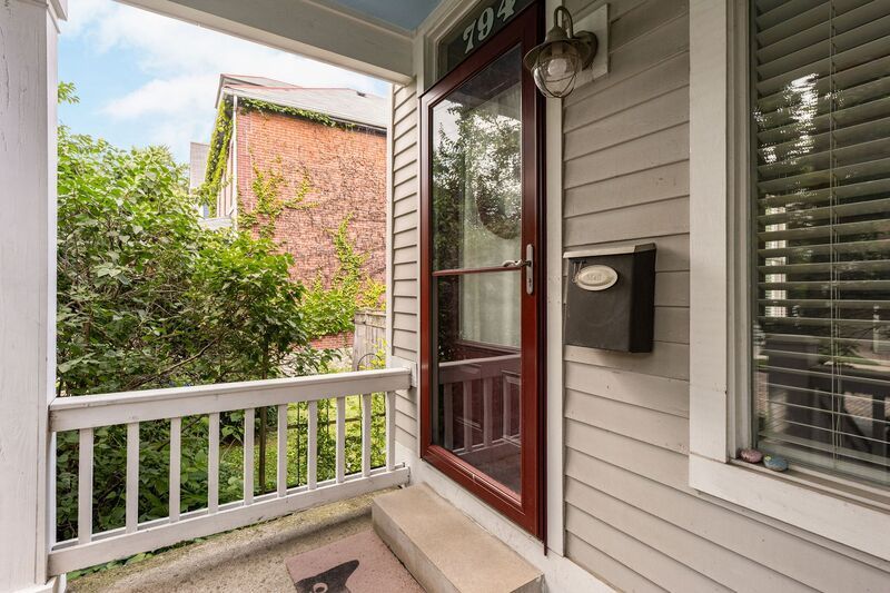 794 Hamlet St – photo 2