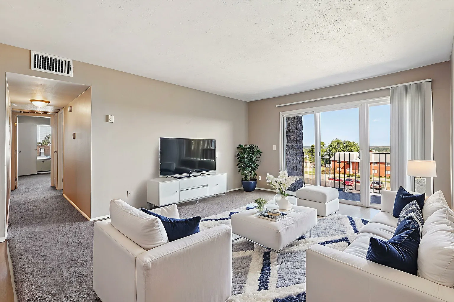 Oakwood Apartments – photo 2